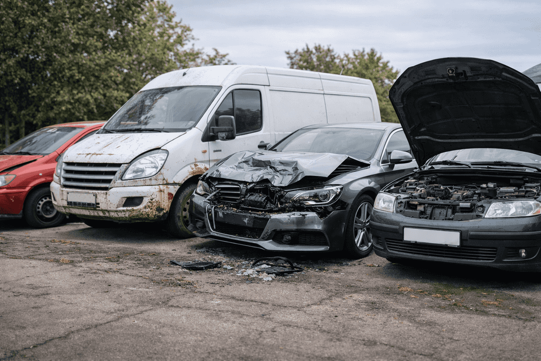 Welche Fahrzeuge ? die Autoverwertung in Wolfenbüttel übernimmt – Teileträger bis Motorschaden